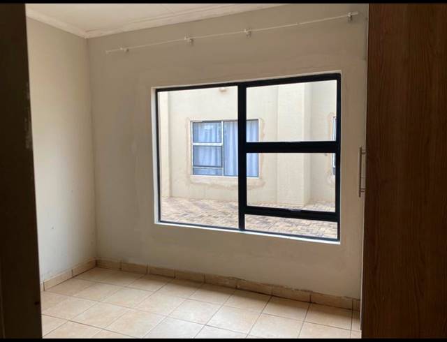 3 BEDROOM PROPERTY TO RENT IN CHROOM PARK